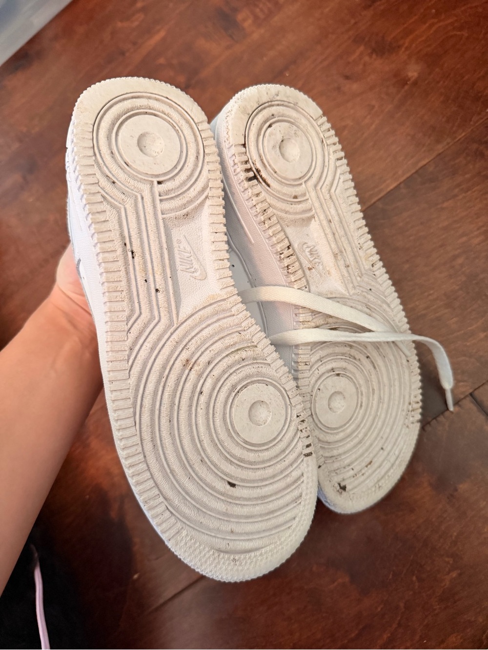 White AF1 - Picture 5 of 7